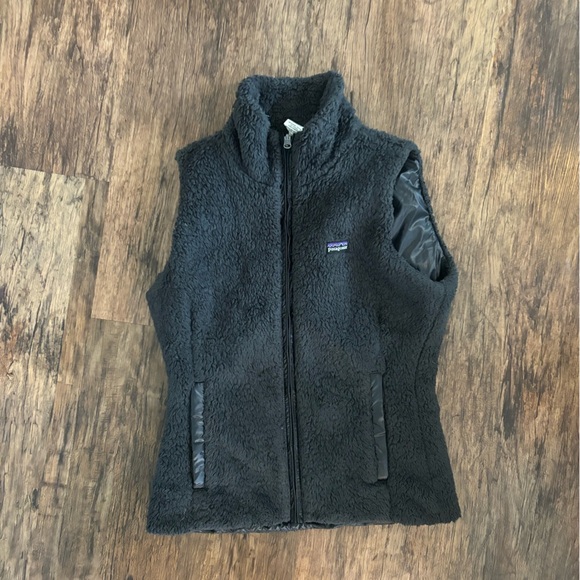 Patagonia Jackets & Blazers - Patagonia Women's Dark Gray Fleece Vest